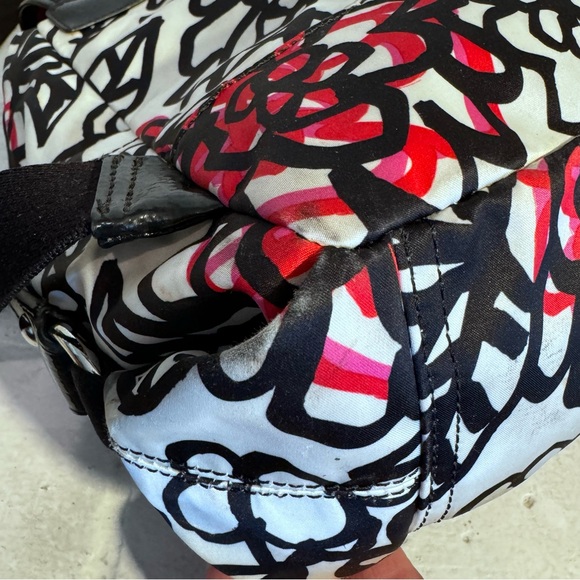COACH Poppy Daisy Floral Graffiti Black White Backpack Bag F16582 Rare - Picture 8 of 13